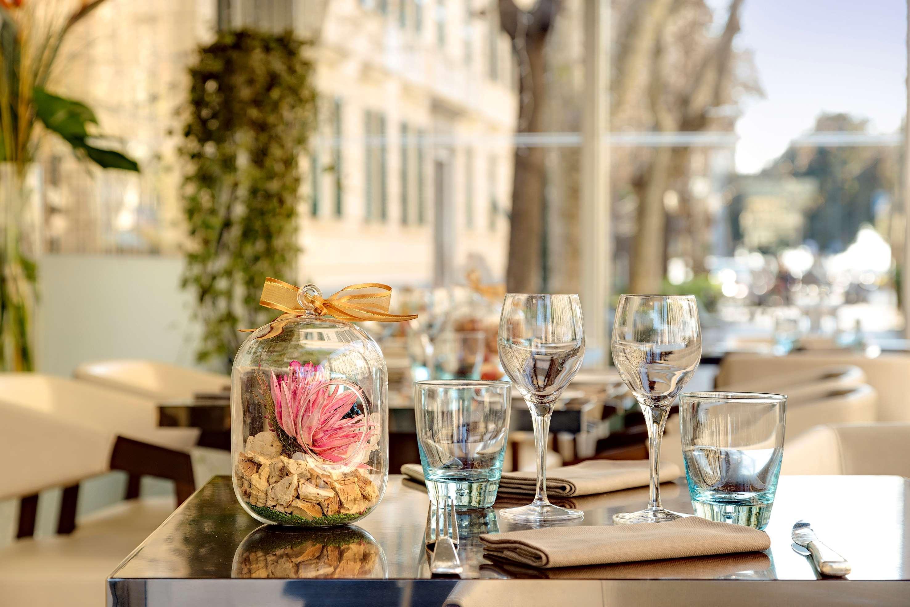 فندق ميليا جينوفا جنوة المظهر الخارجي الصورة Restaurant